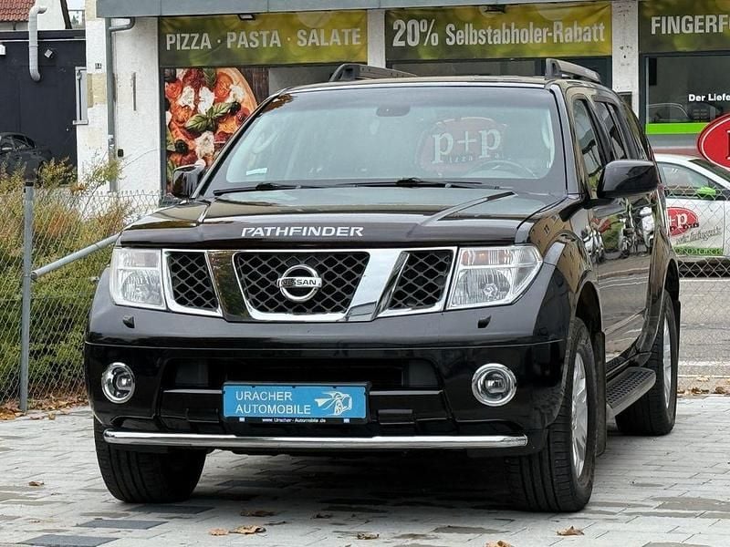 Schwarz Gebraucht 2006 Nissan Pathfinder Premium Edition SUV | 9.990 € (Etwas zu teuer) - Bild 1/4