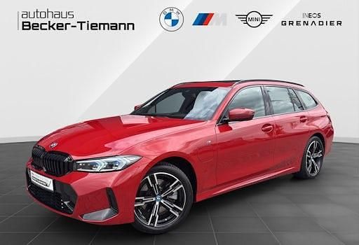 Gebraucht BMW 330e M Sport 292 PS (214 kW) 2024 Rot Kombi