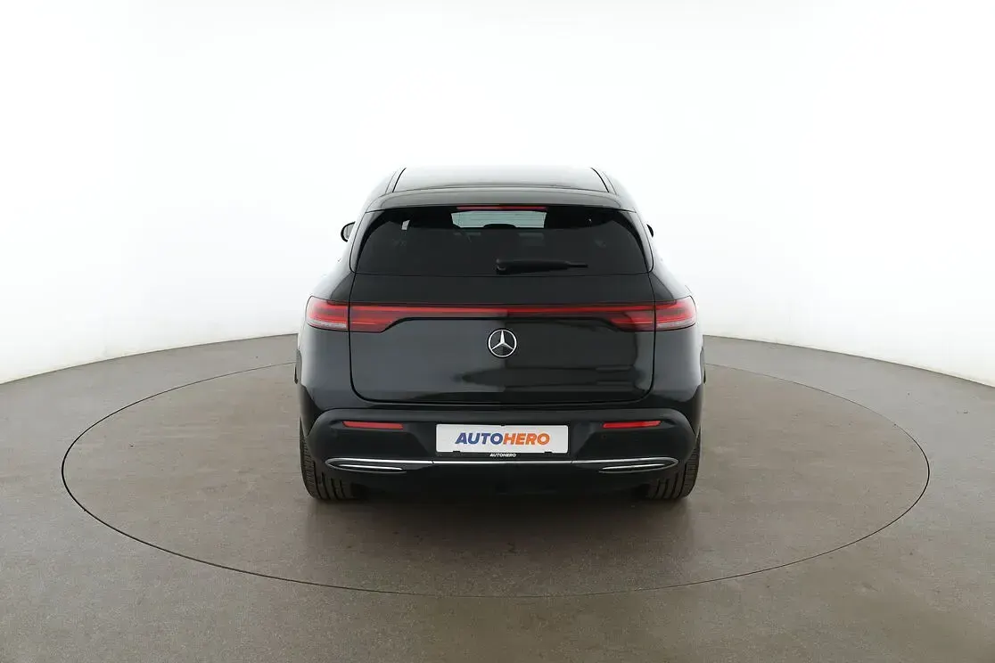 Gebraucht Mercedes EQC400 300 kW (408 PS) 2023 Schwarz SUV