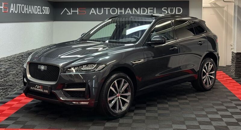 Grau Gebraucht 2020 Jaguar F-Pace R-Sport SUV | 30.999 € - Bild 1/4