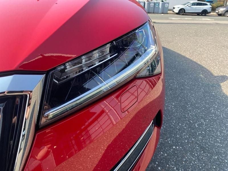 Gebraucht Skoda Superb Style 190 PS (139 kW) 2020 Rot Limousine