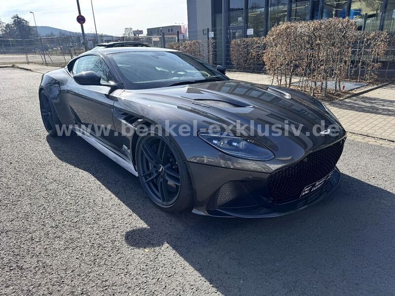 Quantum silver Gebraucht 2020 Aston Martin DBS Coupé | 225.950 € - Bild 1/4