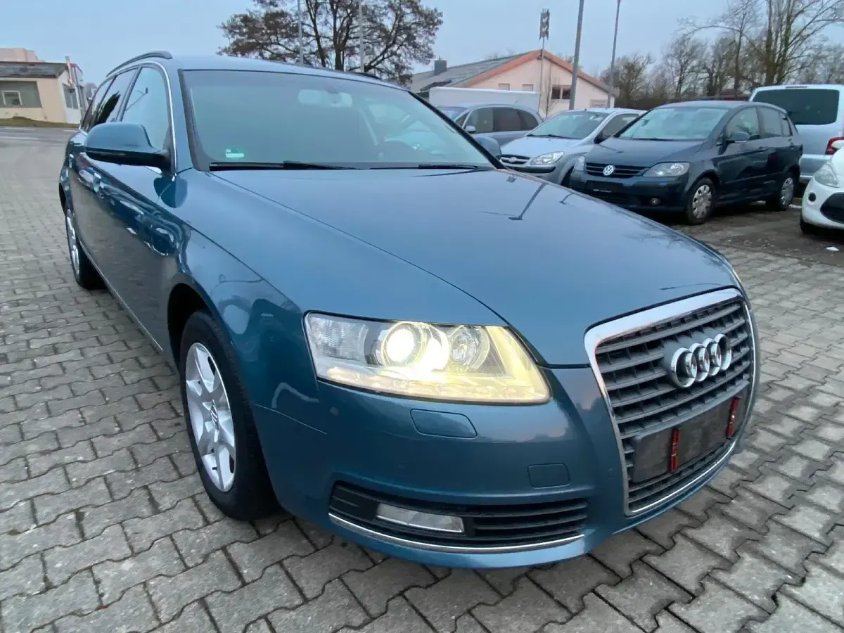 Gebraucht Audi A6 170 PS (125 kW) 2011 Blau Kombi