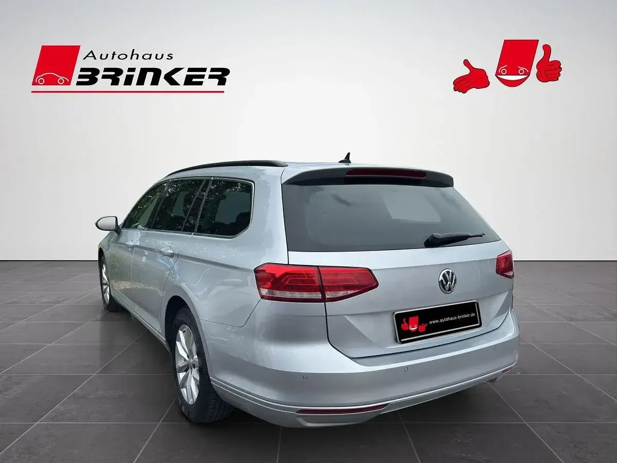 Gebraucht VW Passat Comfortline 150 PS (110 kW) 2019 Reflexsilber metallic Kombi