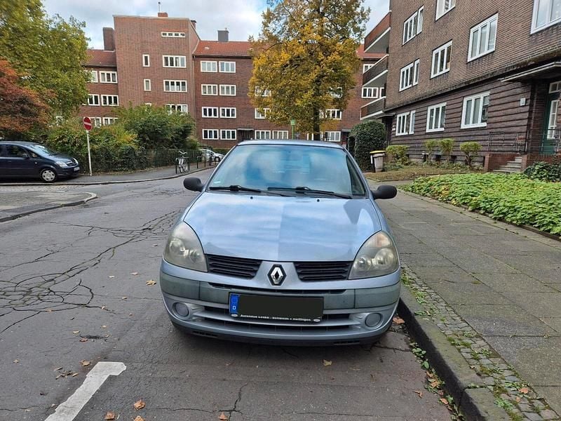 Blau Gebraucht 2004 Renault Clio II Kleinwagen | 1.700 € - Bild 1/4