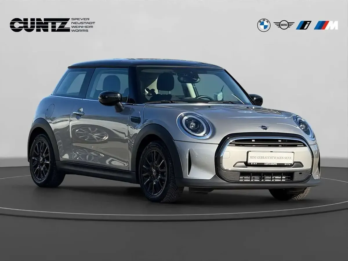 Gebraucht Mini Cooper Classic 136 PS (100 kW) 2023 Silber Kleinwagen