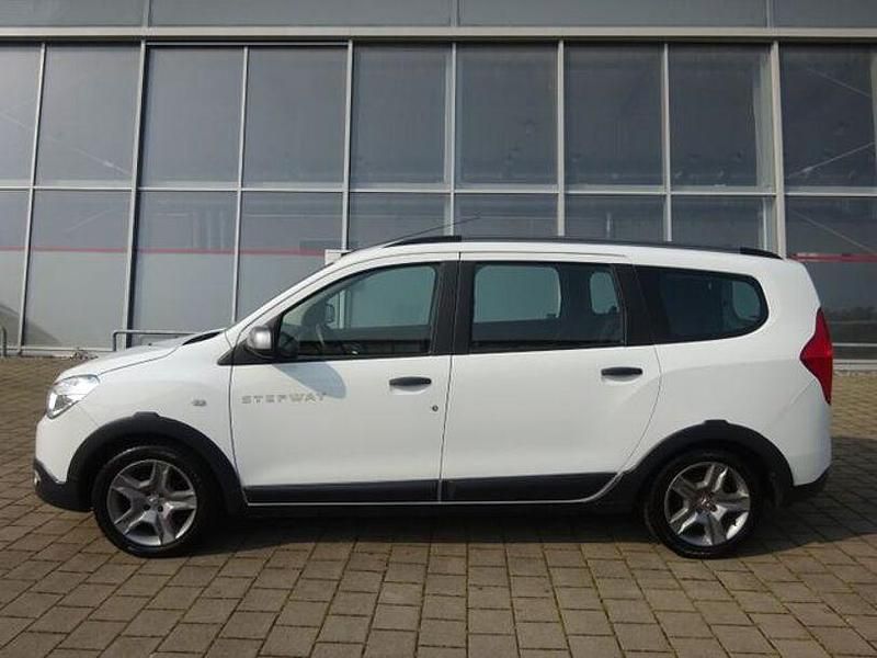 Gebraucht Dacia Lodgy Stepway 102 PS (75 kW) 2018 Weiß Van / Kleinbus