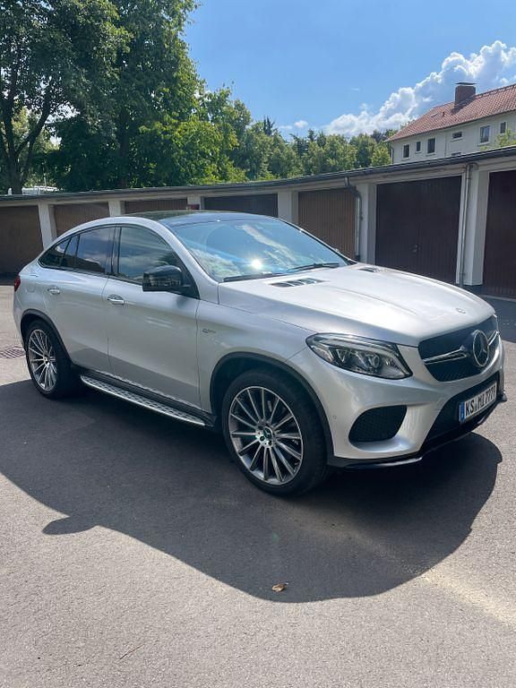 Silber Gebraucht 2018 Mercedes GLE43 AMG AMG SUV | 36.499 € (Guter Preis) - Bild 1/4