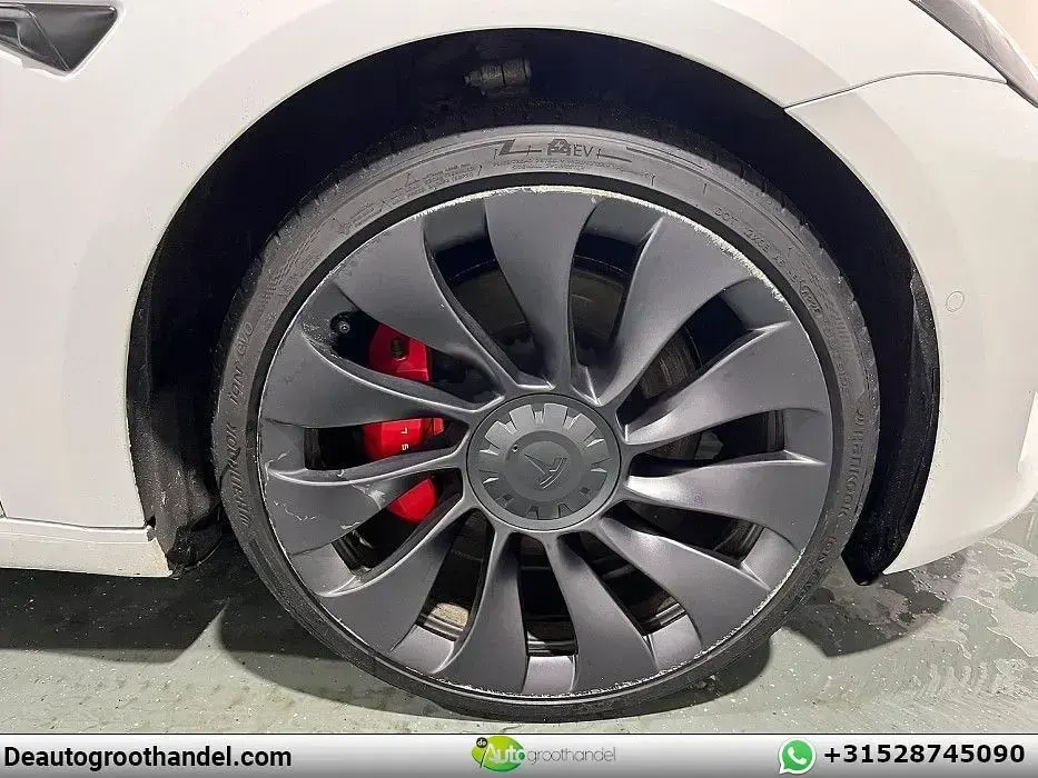 Second-hand Tesla Model 3 Performance 339 kW (462 CP) 2021 Alb Berlinǎ