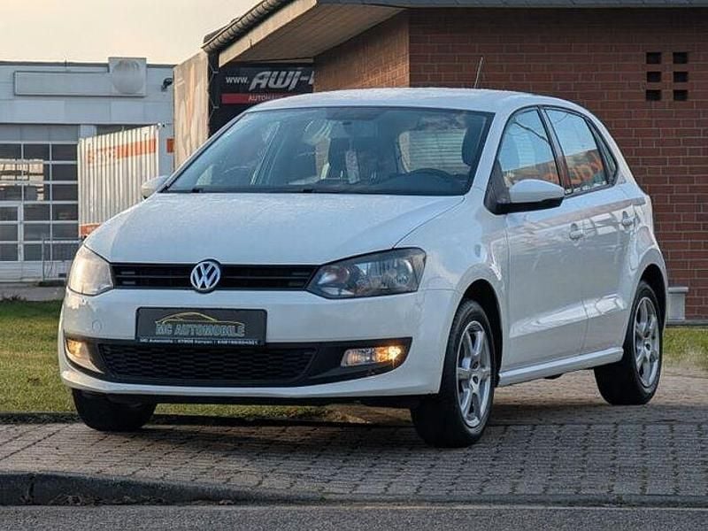 Gebraucht VW Polo Black Edition 90 PS (66 kW) 2014 Weiß Kleinwagen