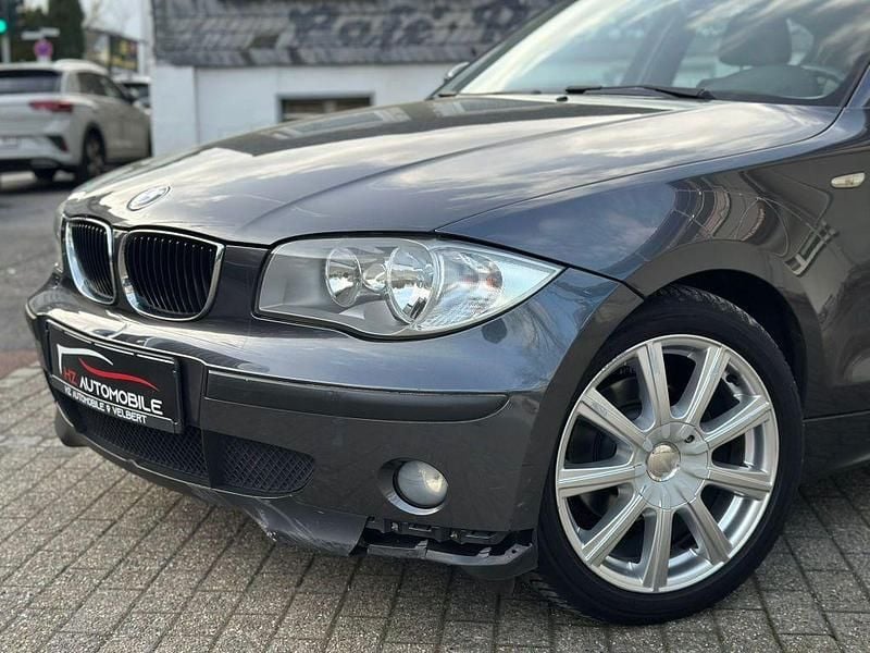 Gebraucht BMW 116 116 PS (85 kW) 2005 Sparkling graphite metallic Kleinwagen