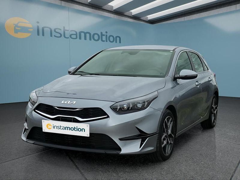 Silber Gebraucht 2025 Kia Ceed Kleinwagen | 23.849 € (Fairer Preis) - Bild 1/4