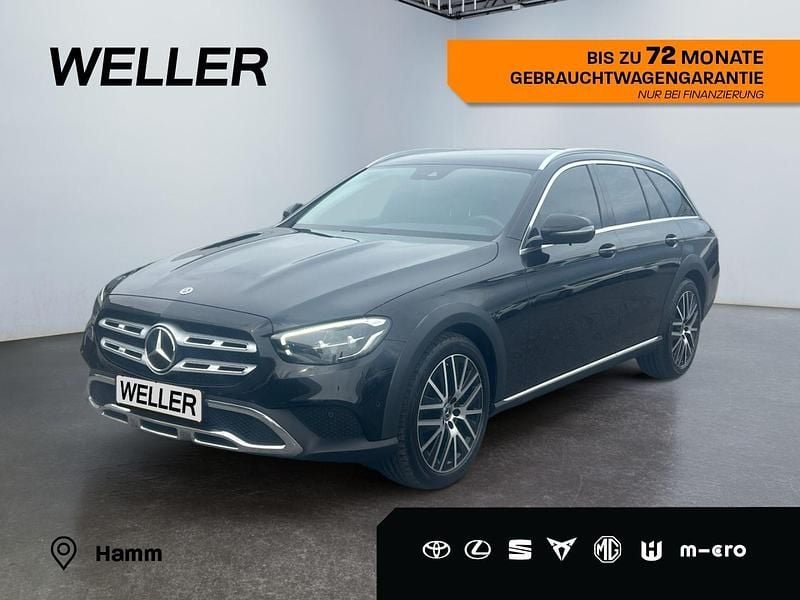 Schwarz Gebraucht 2021 Mercedes E400 Avantgarde Kombi | 42.780 € (Guter Preis) - Bild 1/3