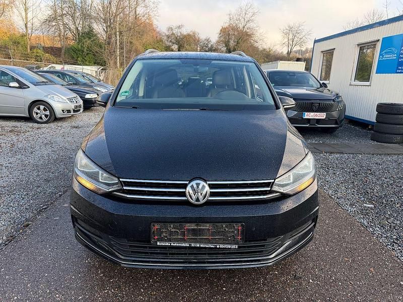 Gebraucht VW Touran Highline 150 PS (110 kW) 2018 Schwarz Van / Kleinbus