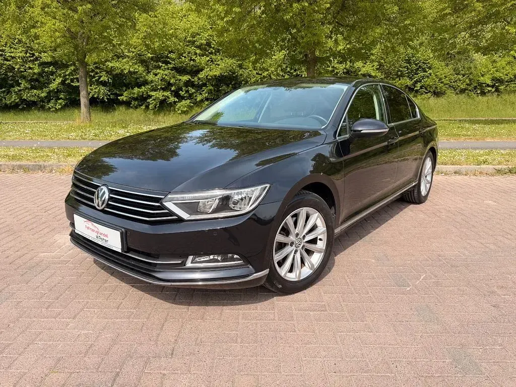 Second-hand VW Passat Highline 179 CP (131 kW) 2017 Negru Berlinǎ