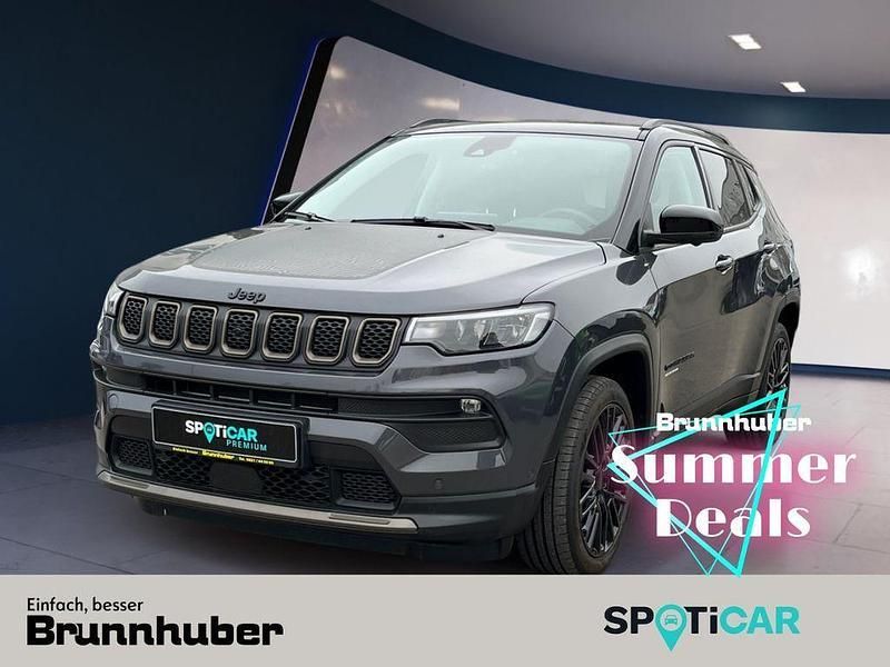 Graphite grey metallic) (grau Gebraucht 2022 Jeep Compass SUV | 27.450 € - Bild 1/4