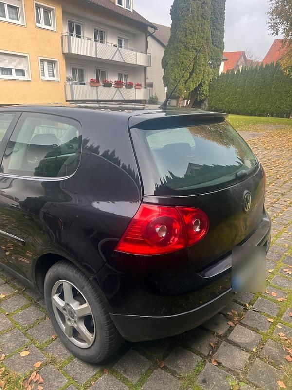 Gebraucht VW Golf V 80 PS (58 kW) 2008 Schwarz Kleinwagen