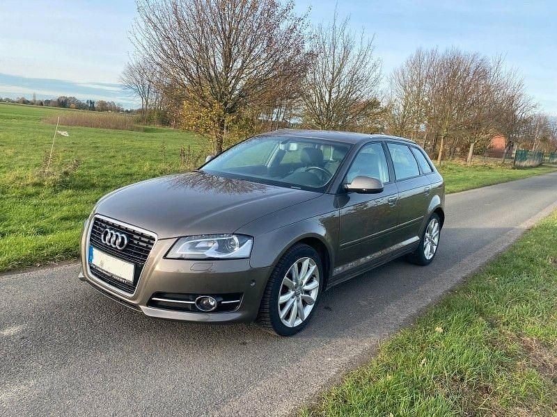 Gebraucht Audi A3 S-Line 170 PS (125 kW) 2011 Grau Kleinwagen