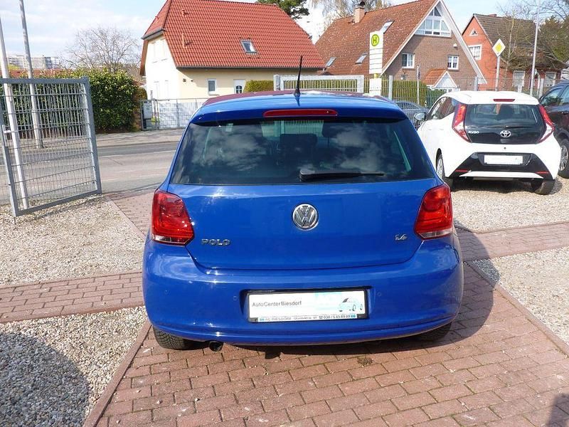 Gebraucht VW Polo Team 86 PS (63 kW) 2010 Blau Kleinwagen