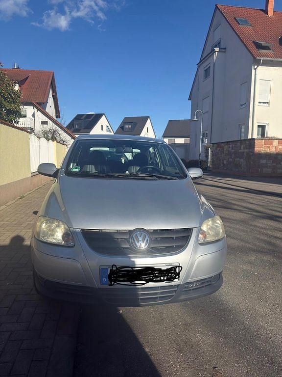 Gebraucht VW Fox 54 PS (39 kW) 2006 Grau Kleinwagen
