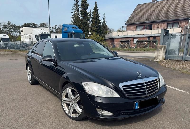Usata Mercedes S320 235 CV (172 kW) 2006 Nero Berlina