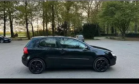 Gebraucht VW Golf V 80 PS (58 kW) 2007 Schwarz Kleinwagen
