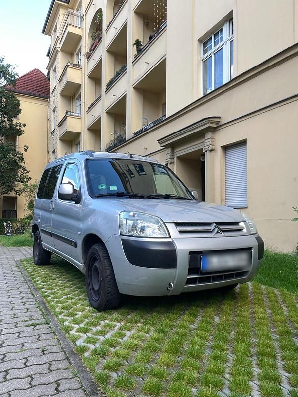 Grau Gebraucht 2005 Citroën Berlingo Van / Kleinbus | 1.500 € (Fairer Preis) - Bild 1/4