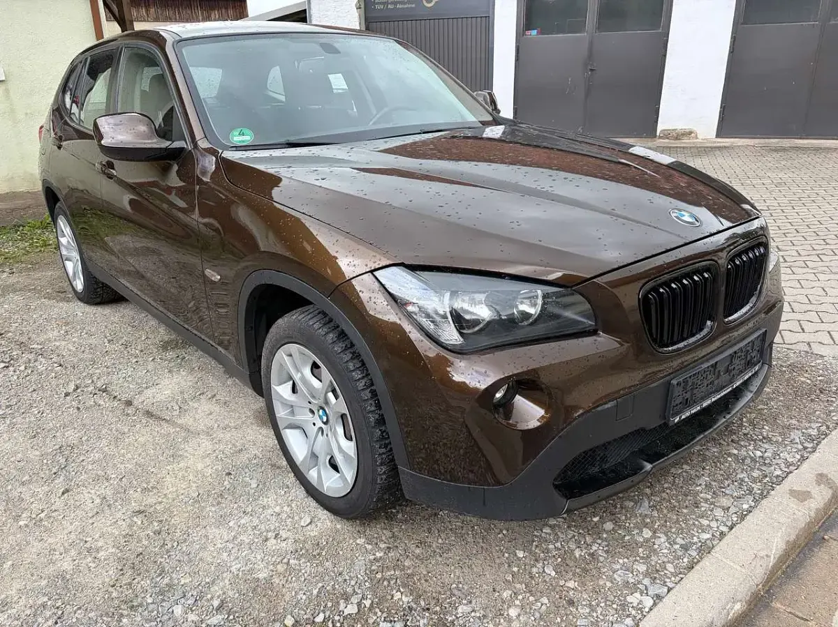 Gebraucht BMW X1 150 PS (110 kW) 2010 Braun SUV