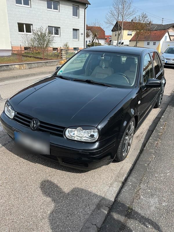 Gebraucht VW Golf IV 150 PS (110 kW) 2001 Schwarz Kleinwagen