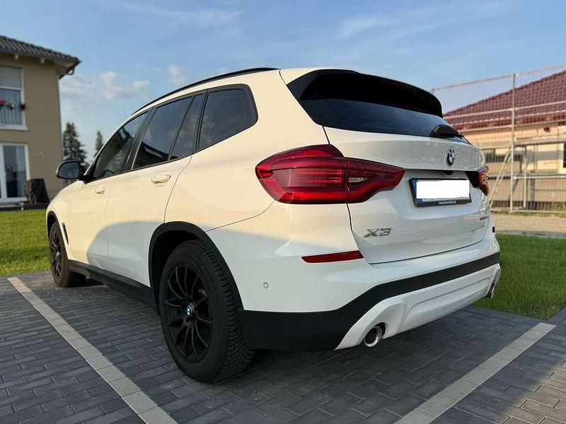 Weiß Gebraucht 2018 BMW X3 Sport Line SUV | 27.899 € (Guter Preis) - Bild 1/4