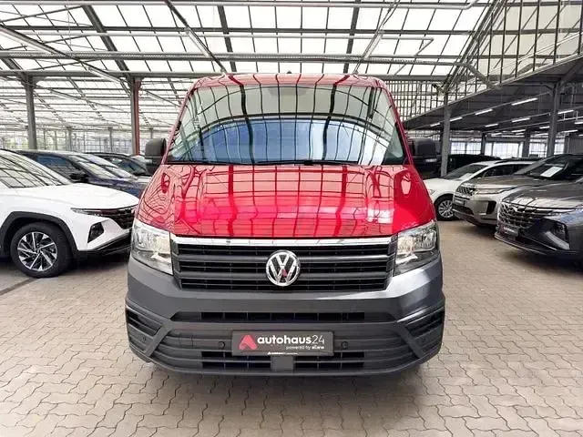 Gebraucht VW Crafter 140 PS (102 kW) 2022 Rot Van