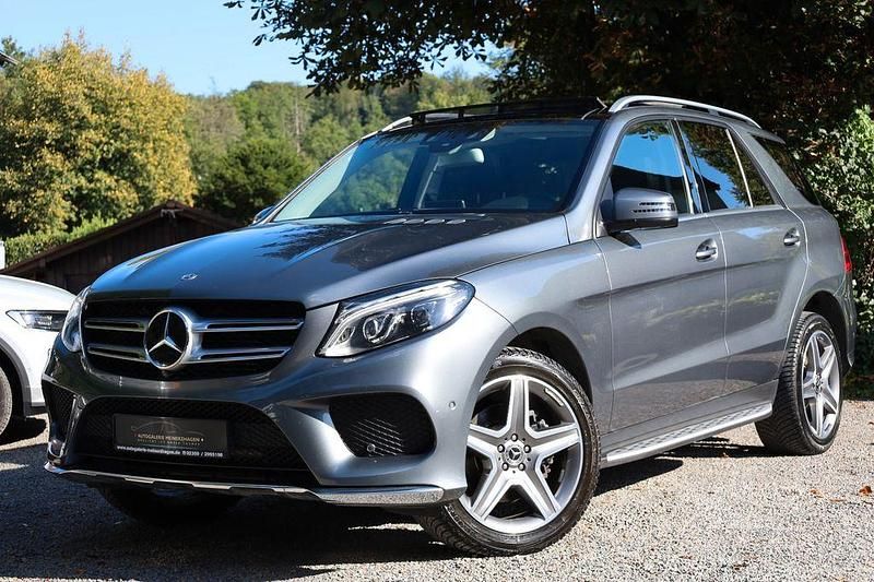Grau Gebraucht 2018 Mercedes GLE350 AMG line SUV | 34.999 € (Fairer Preis) - Bild 1/4