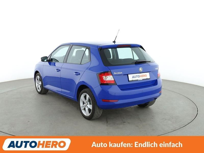 Gebraucht Skoda Fabia Style 95 PS (69 kW) 2019 Blau Limousine