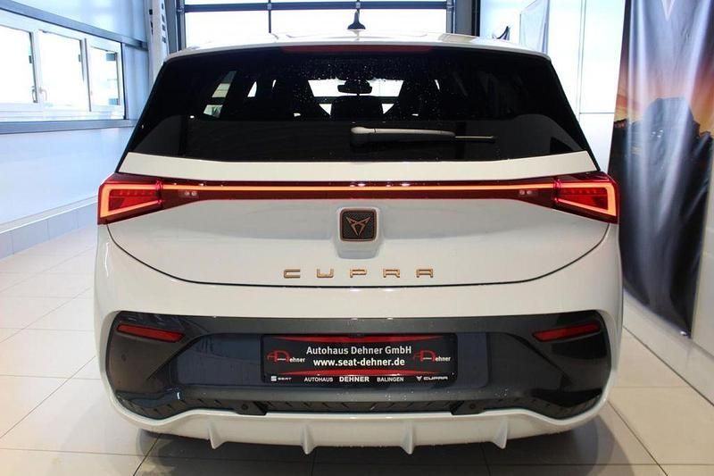 Neu Cupra Born 169 kW (231 PS) 2026 Glacial white (weiß) Kleinwagen