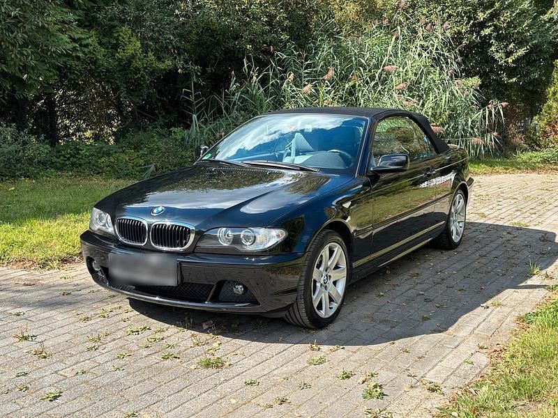 Gebraucht BMW 318 Cabriolet 143 PS (105 kW) 2003 Schwarz Cabrio
