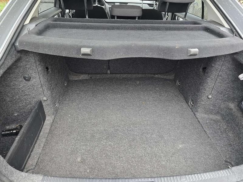 Gebraucht Skoda Octavia Ambition 150 PS (110 kW) 2015 Grau Kleinwagen