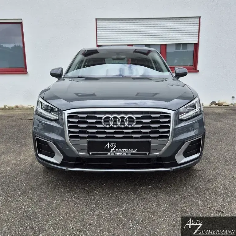 Gebraucht Audi Q2 S-Line 116 PS (85 kW) 2019 Grau SUV
