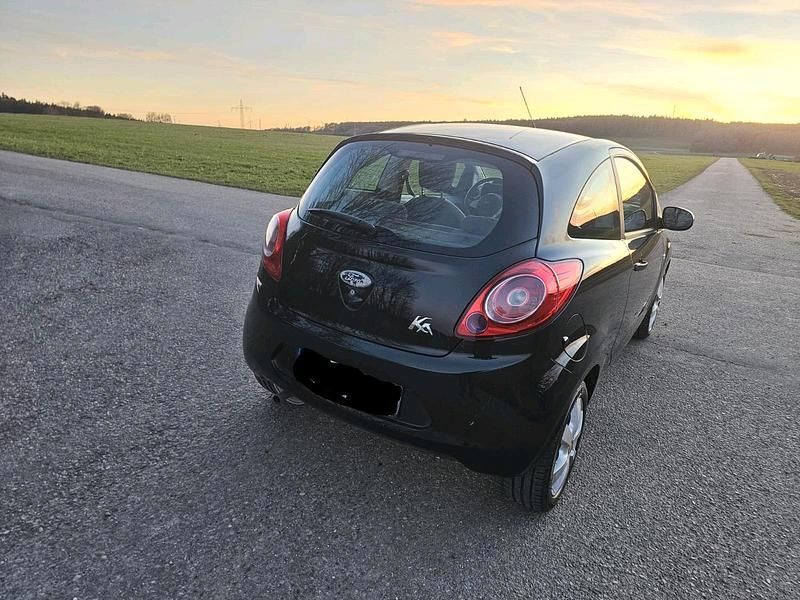 Second-hand Ford Ka 69 CP (50 kW) 2009 Negru Hatchback