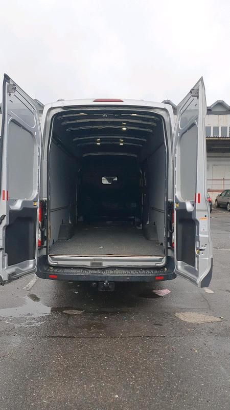 Gebraucht Ford Transit 135 PS (99 kW) 2017 Silber Van / Kleinbus