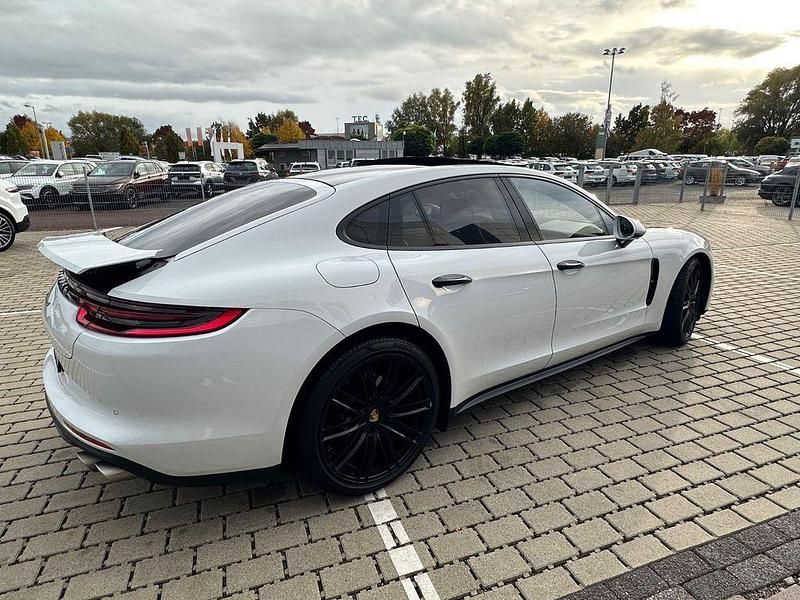 Gebraucht Porsche Panamera 4 330 PS (242 kW) 2018 Weiß Limousine