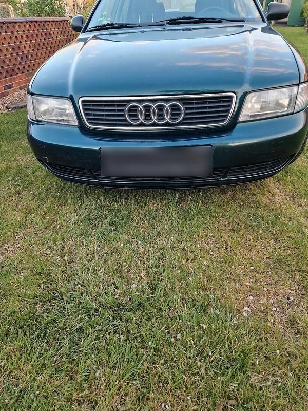 Gebraucht Audi A4 101 PS (74 kW) 1994 Grün Limousine