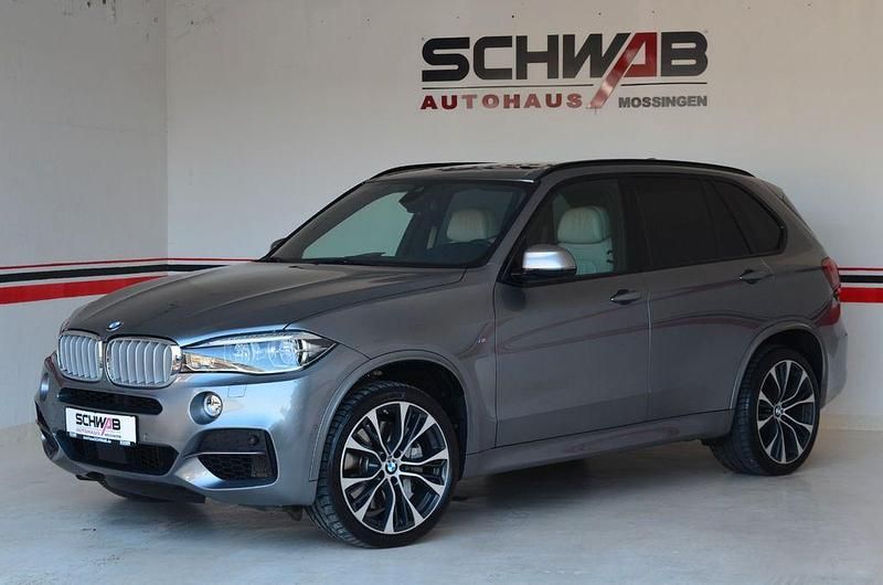 Grau Gebraucht 2018 BMW X5 M50 M Sport SUV | 36.800 € (Etwas zu teuer) - Bild 1/4