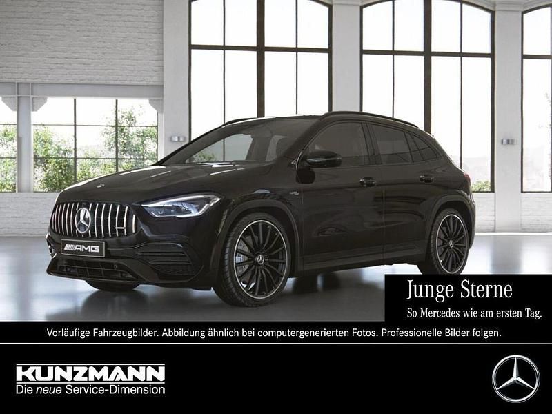 Kosmosschwarz metallic Gebraucht 2022 Mercedes GLA35 AMG AMG SUV | 45.780 € (Fairer Preis) - Bild 1/4
