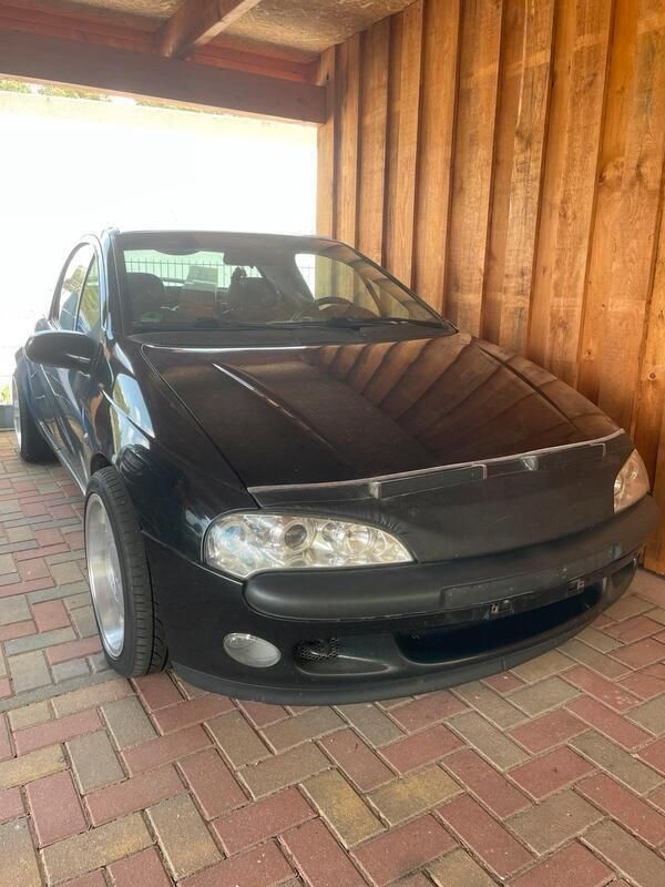 Schwarz Gebraucht 1997 Opel Tigra S Coupé | 2.500 € - Bild 1/4