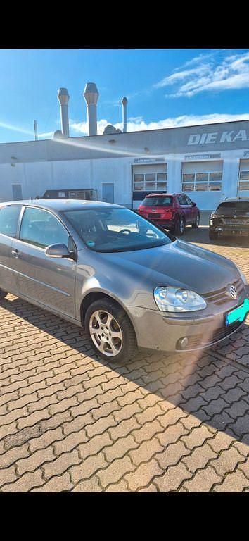 Grau Gebraucht 2008 VW Golf VI United Limousine | 1.500 € (Superpreis) - Bild 1/4