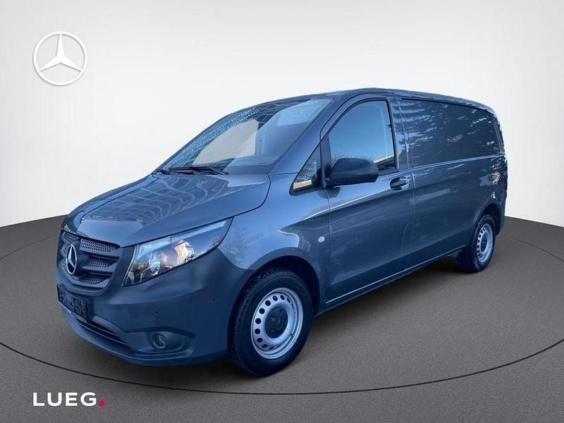 Gebraucht Mercedes Vito 136 PS (100 kW) 2021 Selenitgrau metallic Van