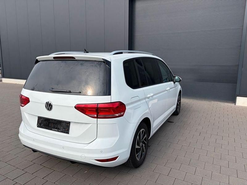 Gebraucht VW Touran Join 150 PS (110 kW) 2019 Weiß Van / Kleinbus