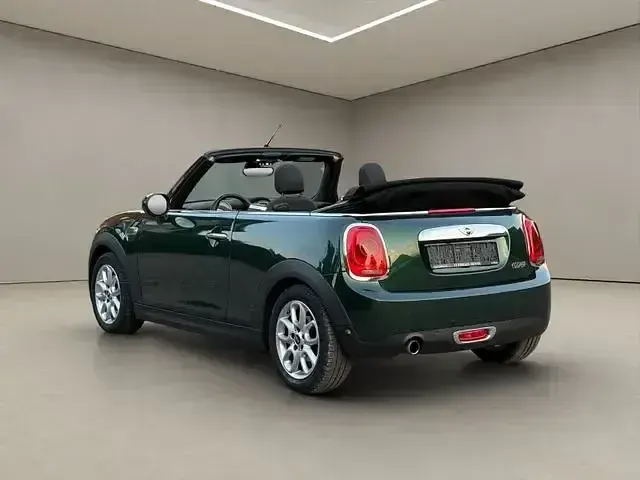 Gebraucht Mini Cooper Cabriolet 136 PS (100 kW) 2016 Grün Cabrio