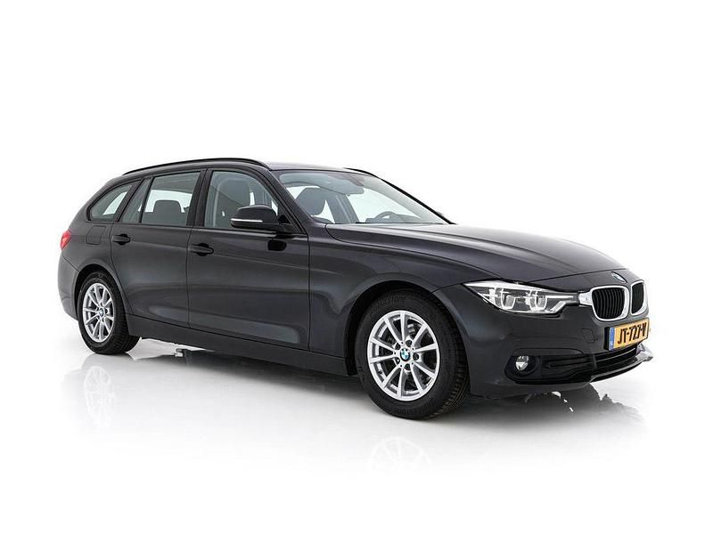 Gebraucht BMW 316 Executive 116 PS (85 kW) 2016 Schwarz Kombi