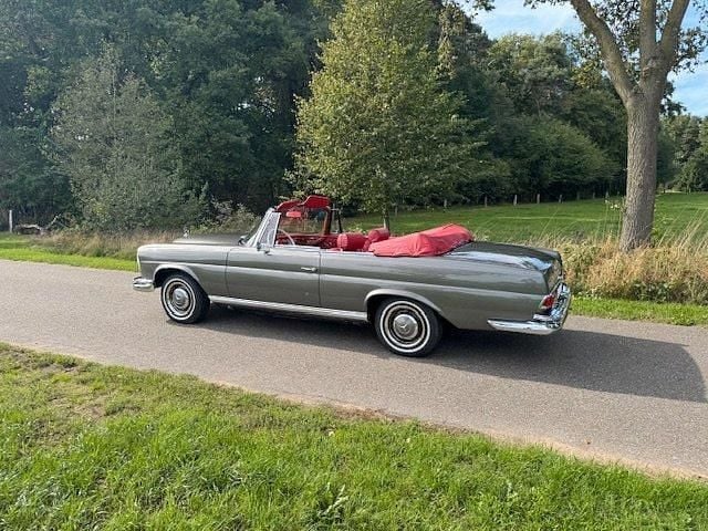 Gebraucht Mercedes 220 1963 Grau Cabrio